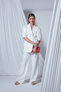 Tiffany Production Ženski sako sa tri-četvrt rukavima i kaišem od iste tkanine