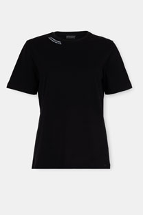 Majica sa diskretnim natpisom Tiffany Production