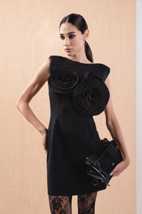 Mini haljina bez rukava sa ukrasnim cvetovima Tiffany Production