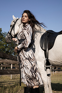 Midi haljina sa visokim okovratnikom i kaišem Tiffany Production