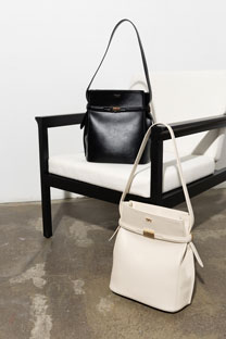 Torba za rame sa elegantnim detaljem Tiffany Production
