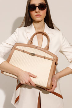 Elegantna torba sa kombinacijom materijala Tiffany Production