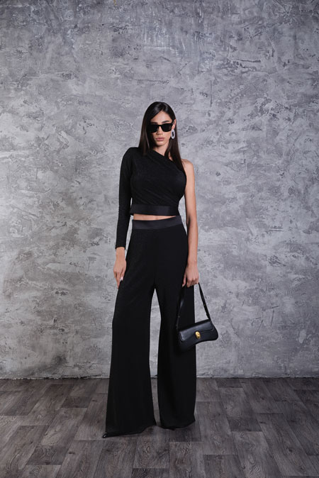 Tiffany Production Pantalone širokih nogavica sa satenskim pojasom