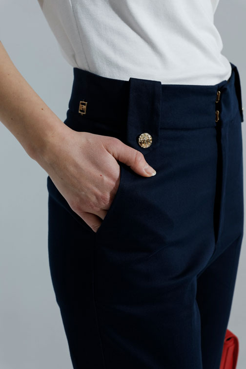 Pamučne pantalone sa naglašenim strukom Tiffany Production