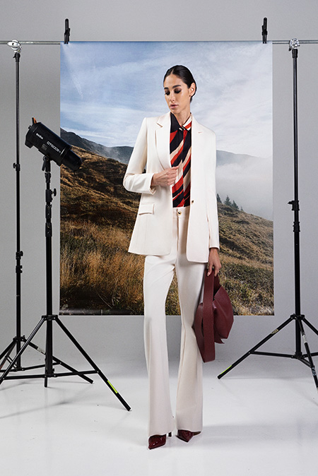 Elegantni ženski sako dugih rukava Tiffany Production